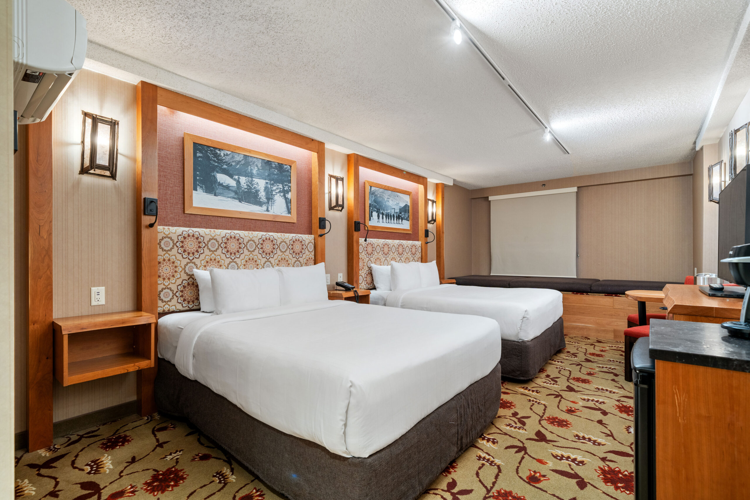 Standard-room Standard room with two queen beds