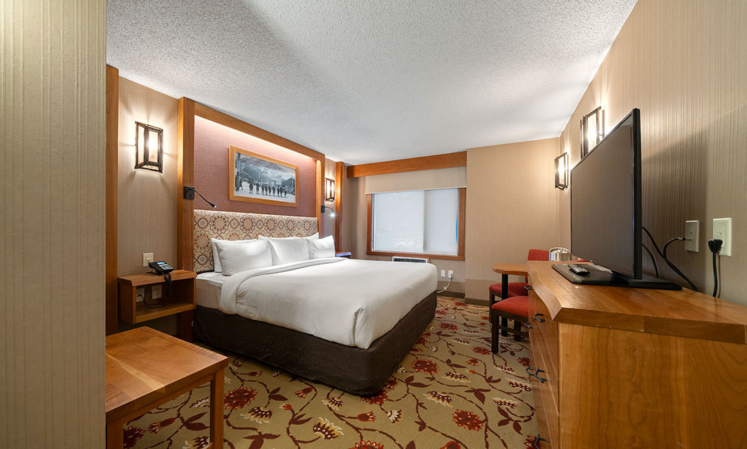 Superior-1king Superior hotel room with one king bed